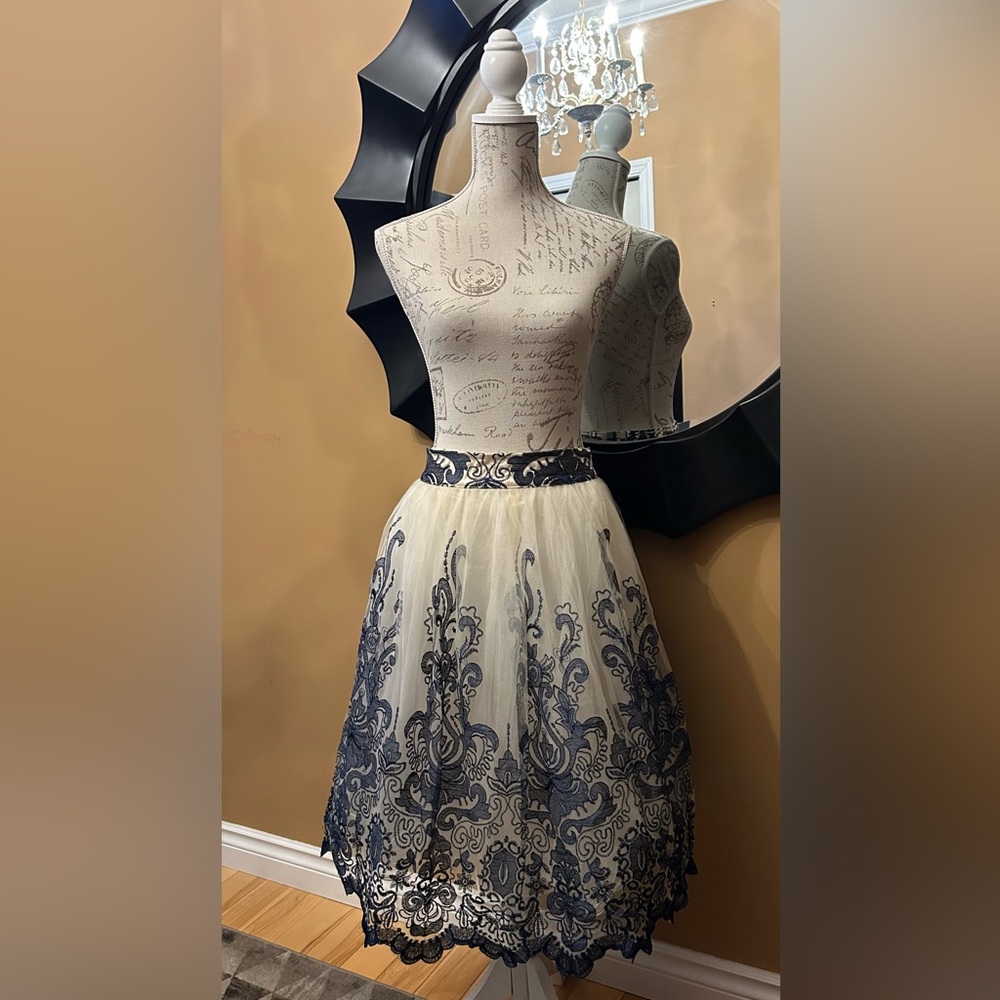Chi Chi London Kelsey Tulle Midi Lace Skirt BRAND NEW